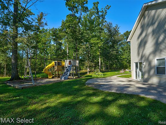 4th image of 14424 Cole Rd