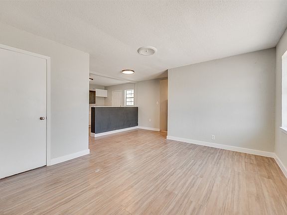 3rd image of 3508 Hatcher St
