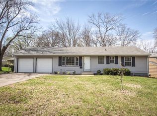 7646 Walmer St, Overland Park, KS 66204
