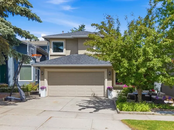 30 S Strathcona Rd SW, Calgary, AB T3H 1V5