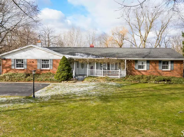 2722 N Adrian Hwy, Adrian, MI 49221