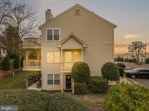 708 Cedar Crest Dr #B, Warrenton, VA 20186