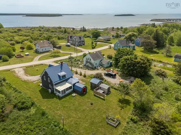 164 Nicholas Rd, Lower Wedgeport, NS B0W 2B0