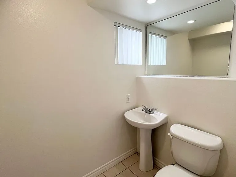 3686 Keystone Ave — Photo 9