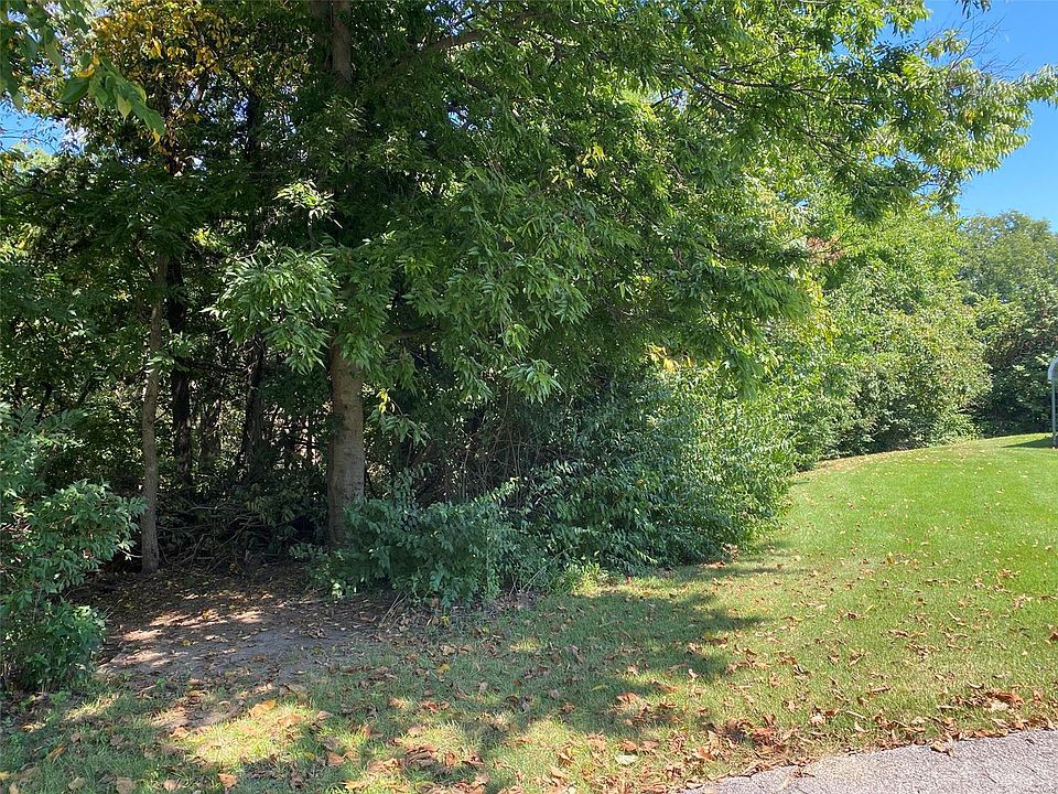 2nd image of LOT Fifteen Red Diamond Ct