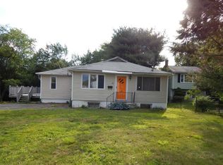 46 Winthrop St, Watertown, CT 06779