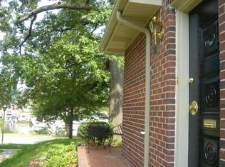 4300 Mayflower Rd, Norfolk, VA 23508