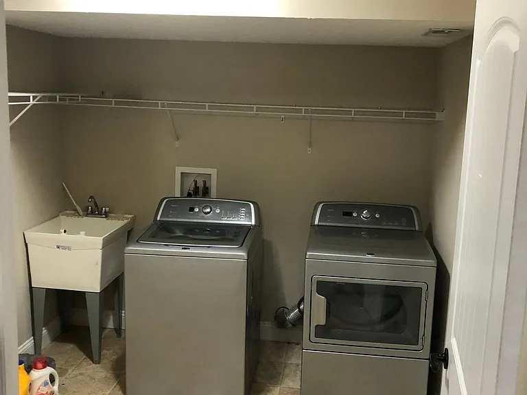 Washer & Dryer Stays!!