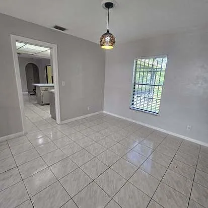 6504 Heather Way — Photo 5