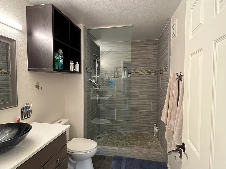 Primary Suite Bathroom