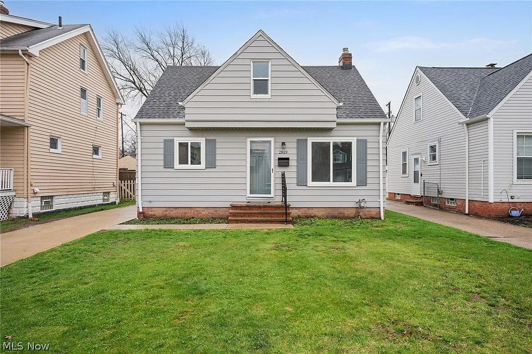 2819 Lincoln Ave photo 1