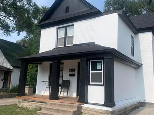 347 24th Ave NE #1, Minneapolis, MN 55418