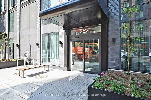 252 Church St Photo 1