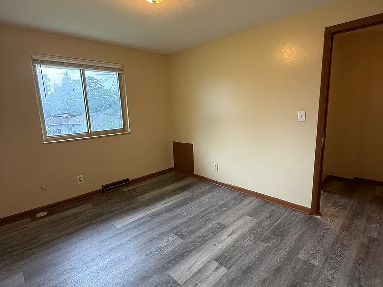1759 Lonsdale Rd #C — Photo 12