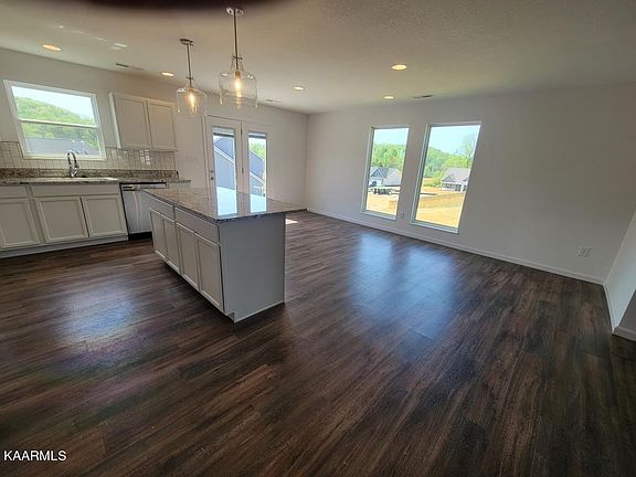 5th image of 7708 Mossy Landing Ln
