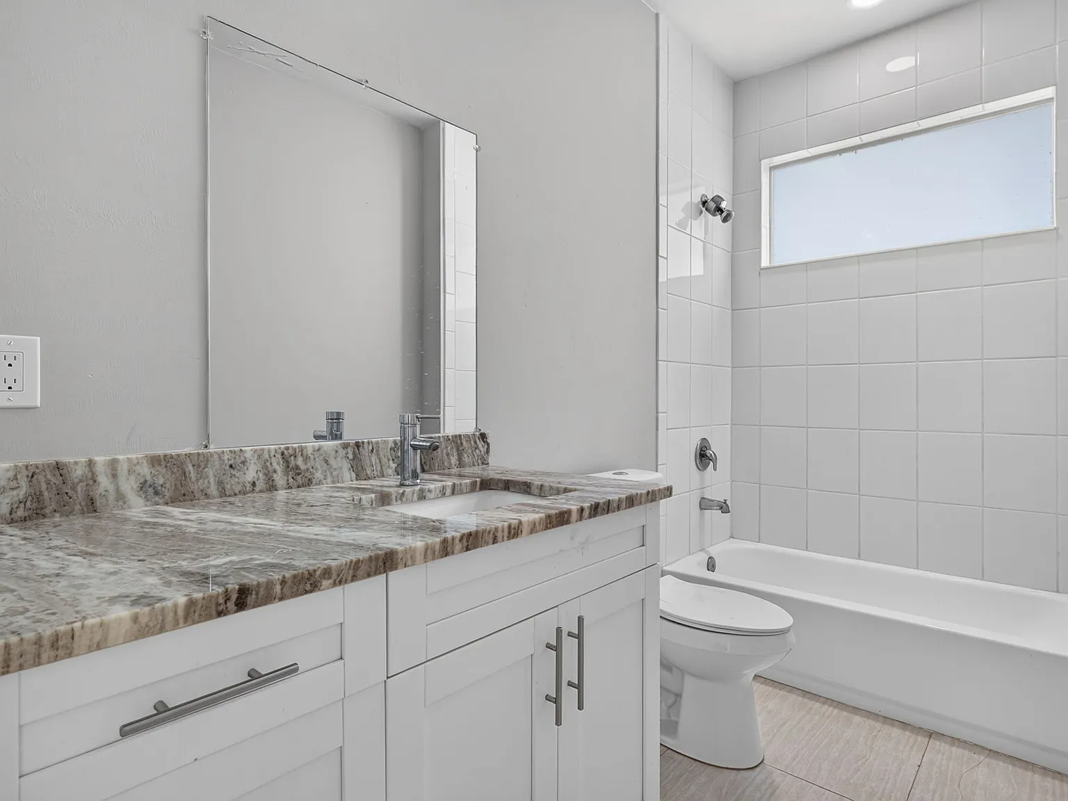 3 bed, 1645 sqft, $1,860 — Photo 2