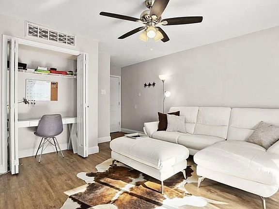 4th image of 1840 Burton Dr APT 120