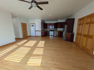 4806 W Waveland Ave #2F, Chicago, IL 60641