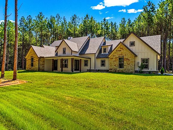 4th image of 929 County Road 2307