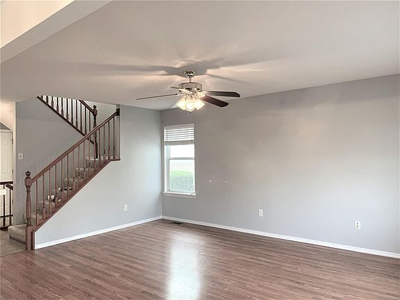 4th image of 64 Jost Villa Dr