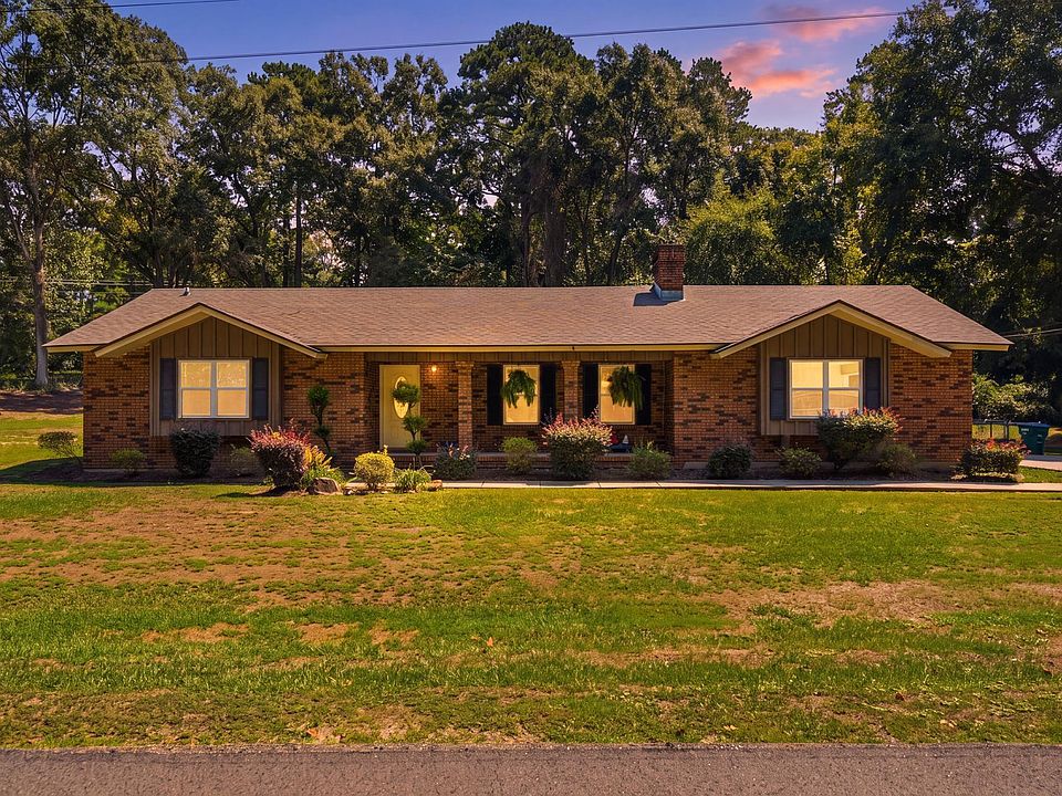 1st image of 100 Mozingo Dr