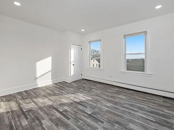 4th image of 51-53 Saint Marys Pl #4