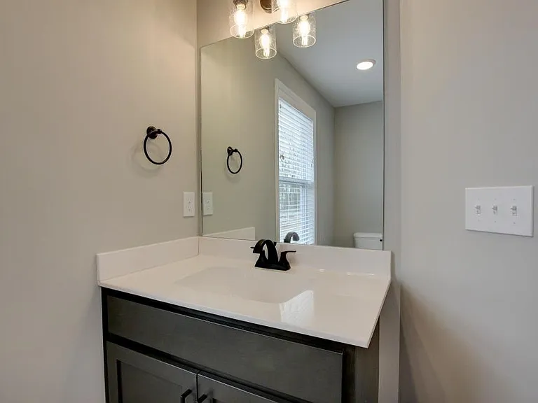1115 Hillwood Dr — Photo 15