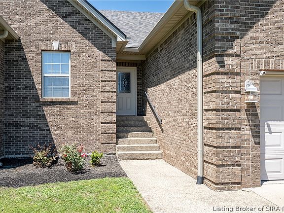 3rd image of 3040 Brookhill Court