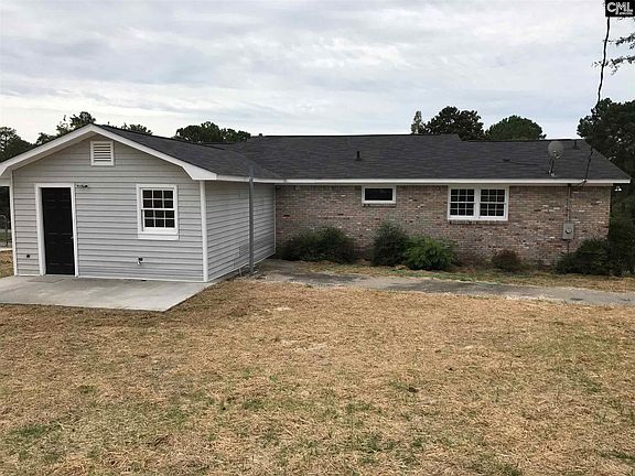 2nd image of 2042 Woodstock Dr