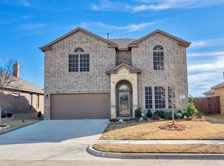 17 Auburn Dr, Edgecliff Village, TX 76134