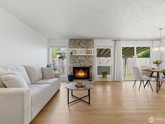 3rd image of 13429 NE 49th Street