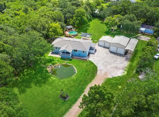705 Reppert St, Bacliff, TX 77518