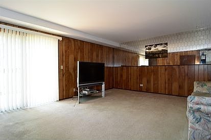 5th image of 1679 Friedrich St