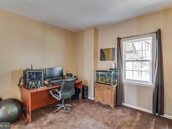4th image of 334 Camerton Ln