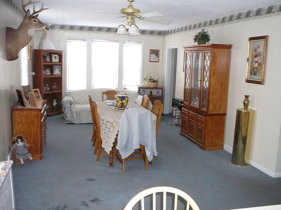 2nd image of 36 Santiago St