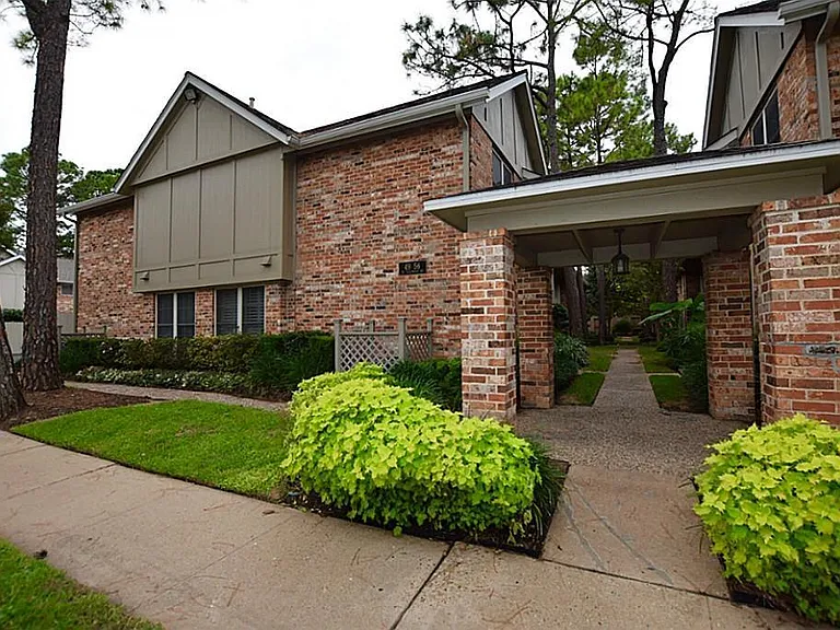 515 Tallowood Rd — Photo 5