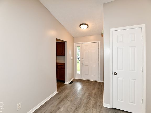 5th image of 710 Sunglow Cir