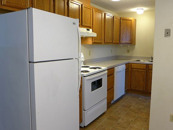 4th image of 8124 110th St E