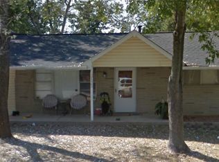 3125 Phils Dr, High Ridge, MO 63049