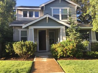 19545 Lost Lake Dr, Bend, OR 97702