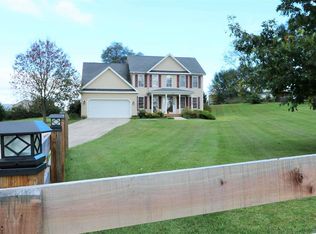 562 Draft Ave, Stuarts Draft, VA 24477