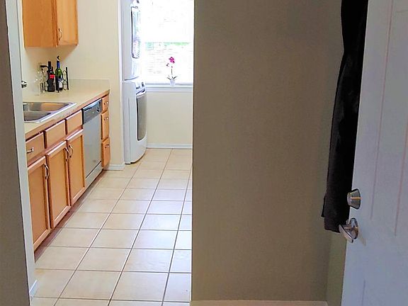 4th image of 11424 1st Ave S Unit 305