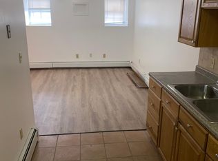 98 Morris St #BASEMENT, Albany, NY 12208