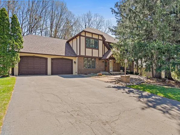 1337 Kenilworth Dr, Woodbury, MN 55125