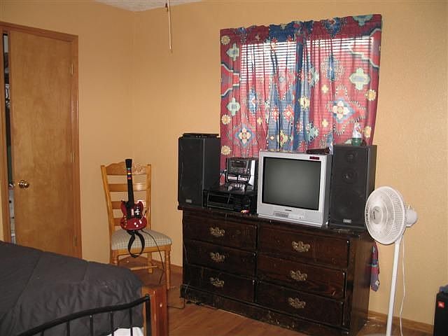 2nd image of 20 Juniper Ave