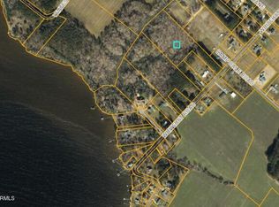 526 Whitehat Rd, Hertford, NC 27944