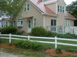 810 120th St, Weeping Water, NE 68463