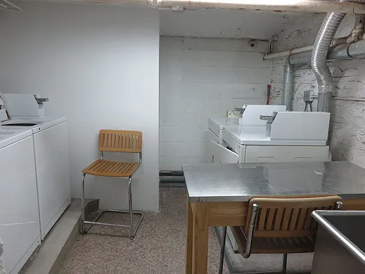 Rented by Majesty Management | media 92