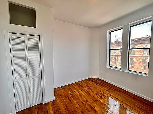 2nd image of 50 Avenue B #5D
