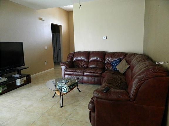 4th image of 2208 Colville Chase Dr